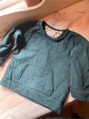ROVE Dark Green Crewneck with Striped Inner Trim
